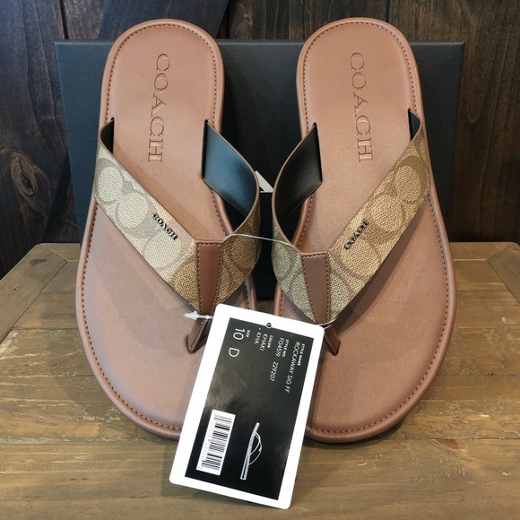 coach flip flop in signature canvas
